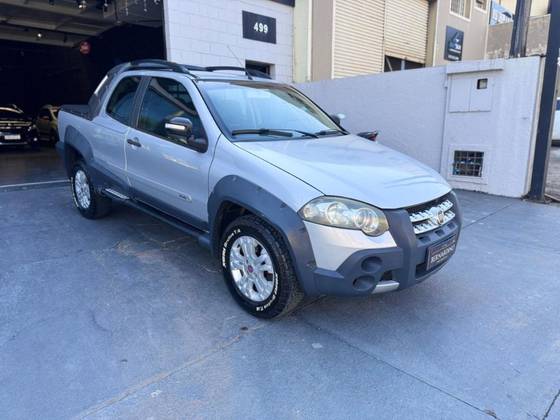 FIAT STRADA 1.8 MPI ADVENTURE CD 8V FLEX 2P MANUAL